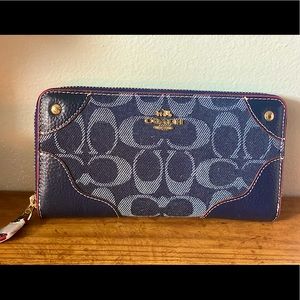 Coach wallet